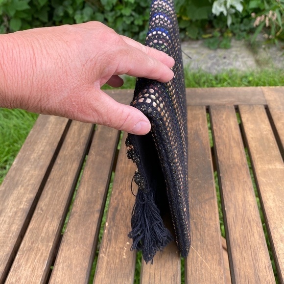 NWOT Stella  & Dot Fringe Taj Handbag - Picture 4 of 8